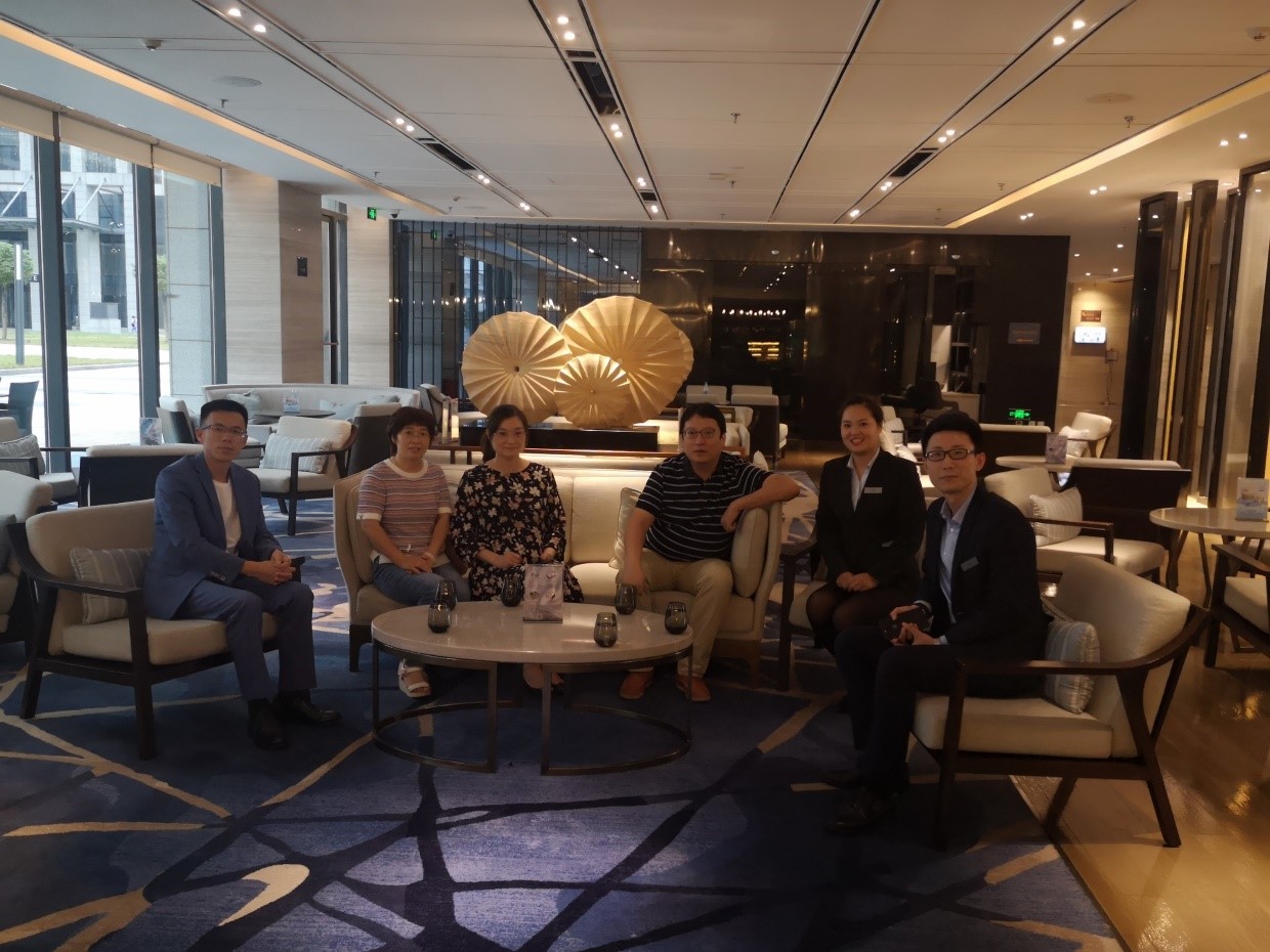 加強產教融合，踐行實踐育人——我院領導與酒店管理專業教師赴實習酒店走訪調研